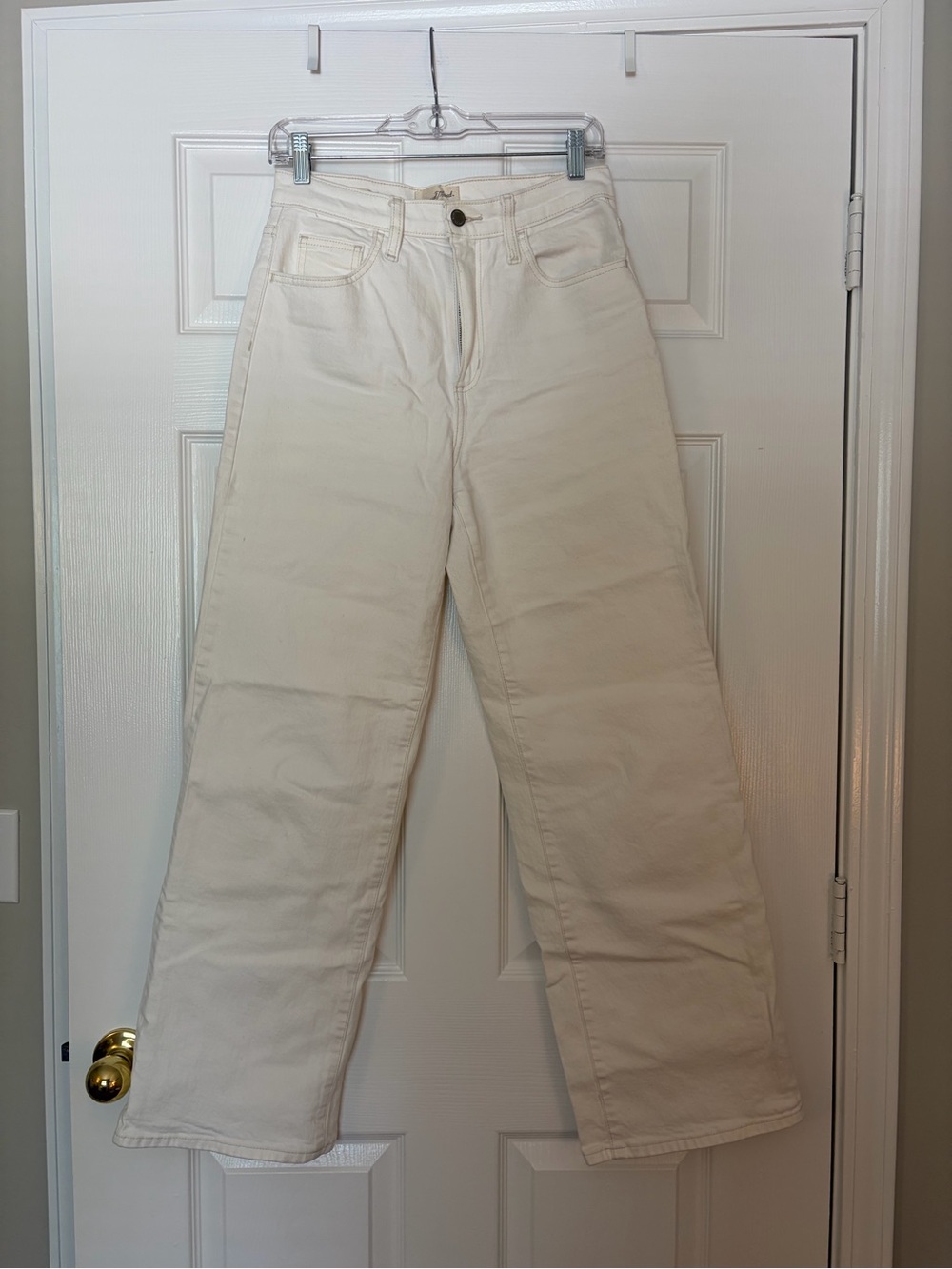 Universal Thread Cream Wide-Leg High-Rise Jeans